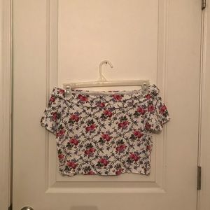 Vintage floral off the shoulder wide neck crop top